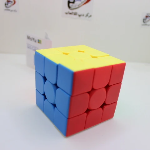 مكعبات روبيك الاصلي